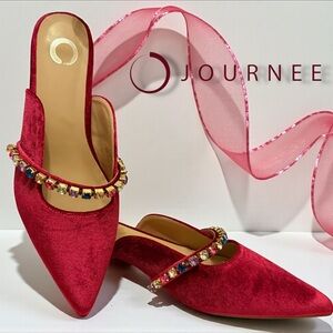 Journee Jewel Rhinestone Embellished Velvet Mules in Berry Size 9.5 NEW!!!